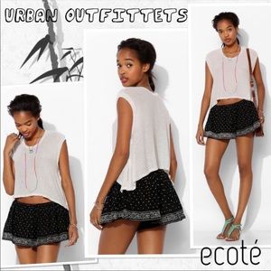 Ecote black flouncy starry night shorts